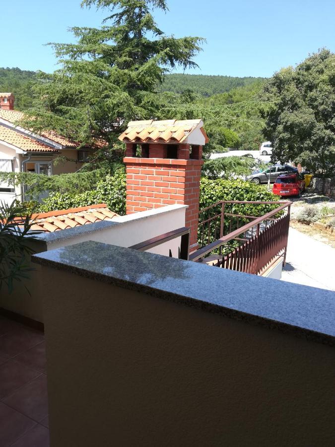 Apartment Kiwi Rabac Exterior foto