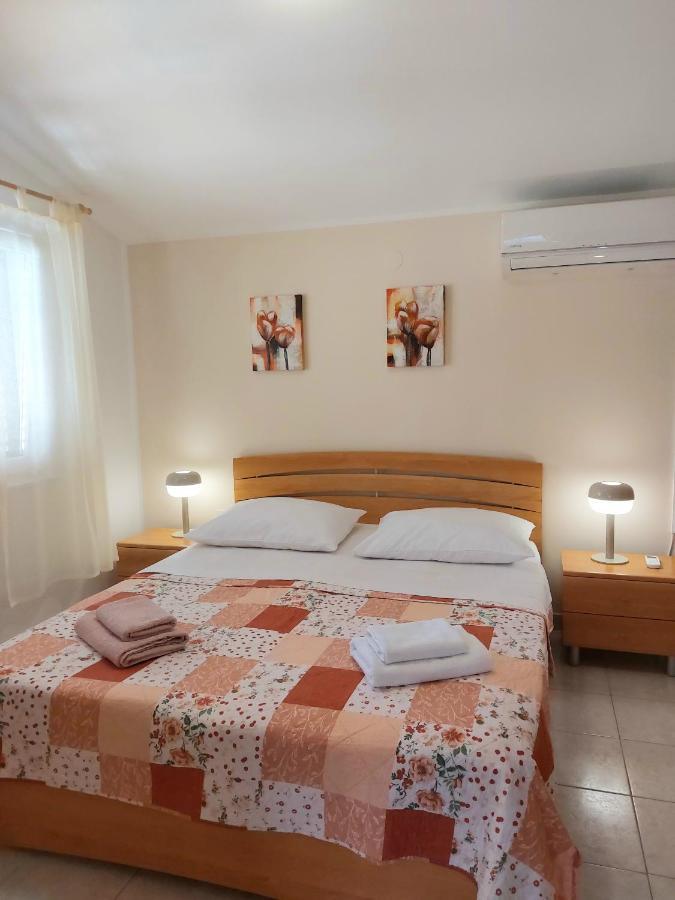 Apartment Kiwi Rabac Exterior foto
